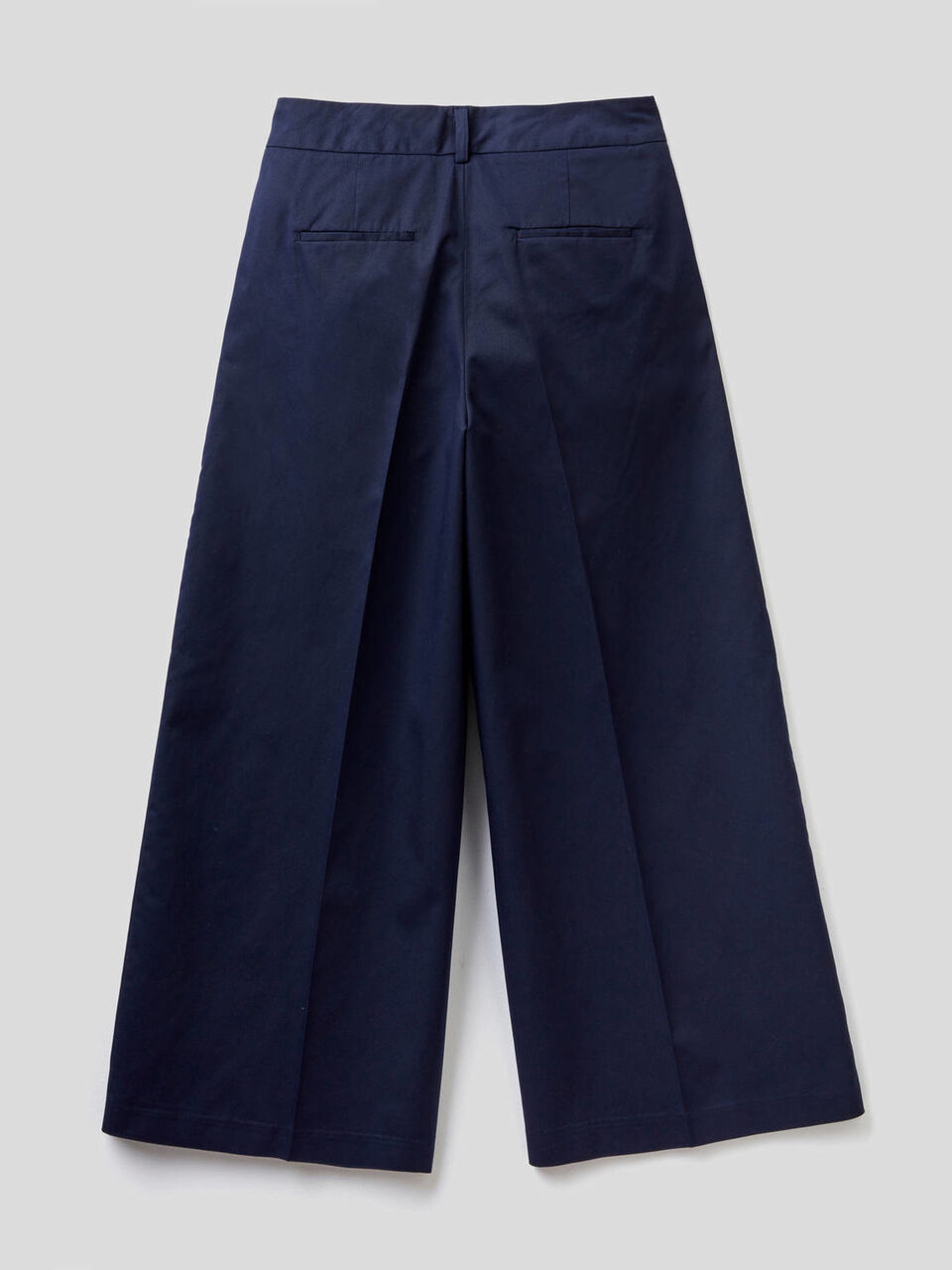 Pantalón de pernera amplia con pinzas image number 2