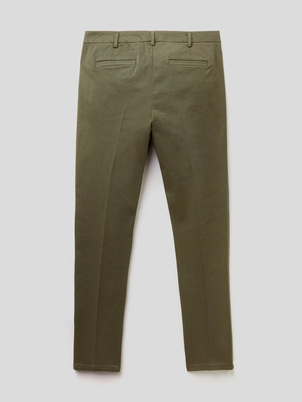 Chinos de corte ceñido image number null