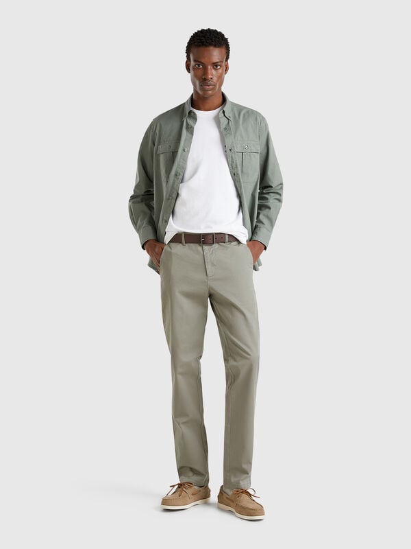 Chinos slim fit de algodón elástico Hombre