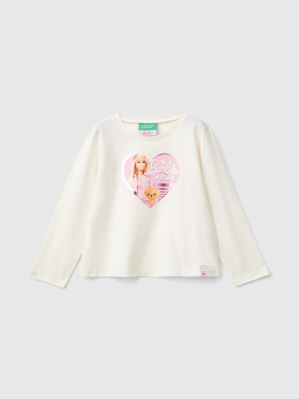 Camiseta crema con estampado laminado de Barbie Niña