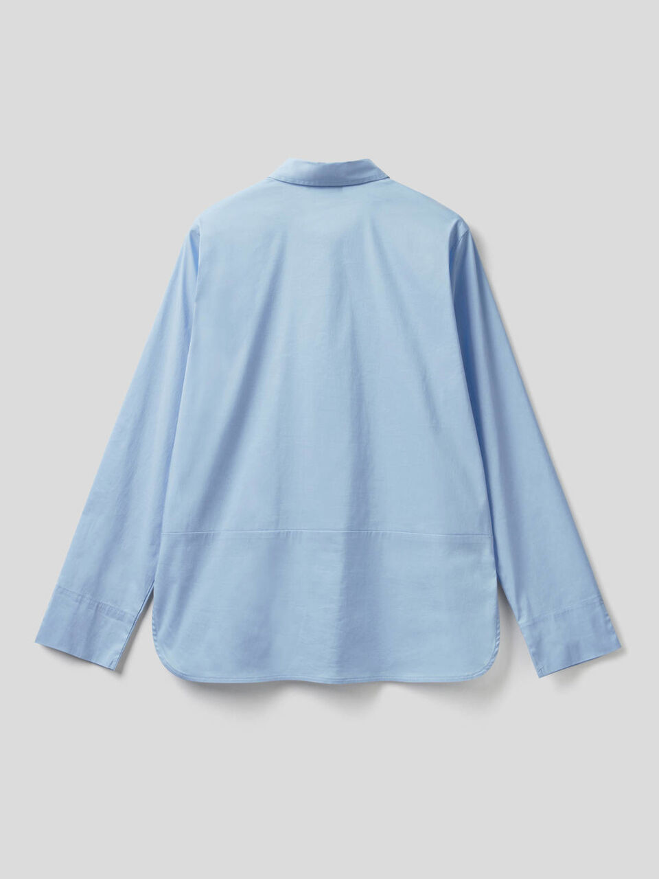 Camisa con aberturas image number 2