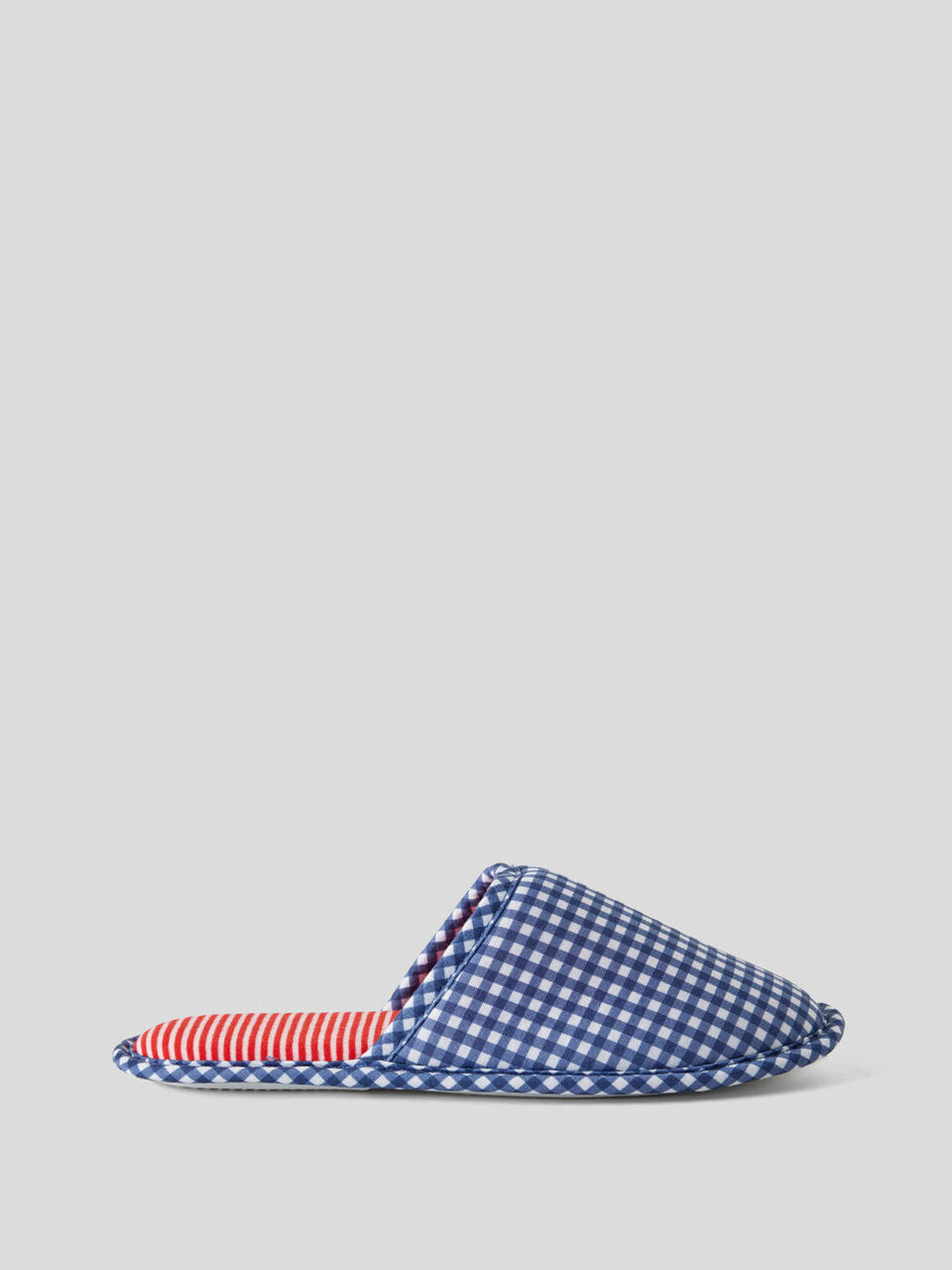 Zapatillas con estampado image number 1