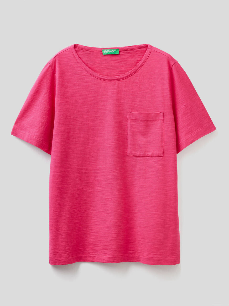 Camiseta lisa con bolsillo image number 1