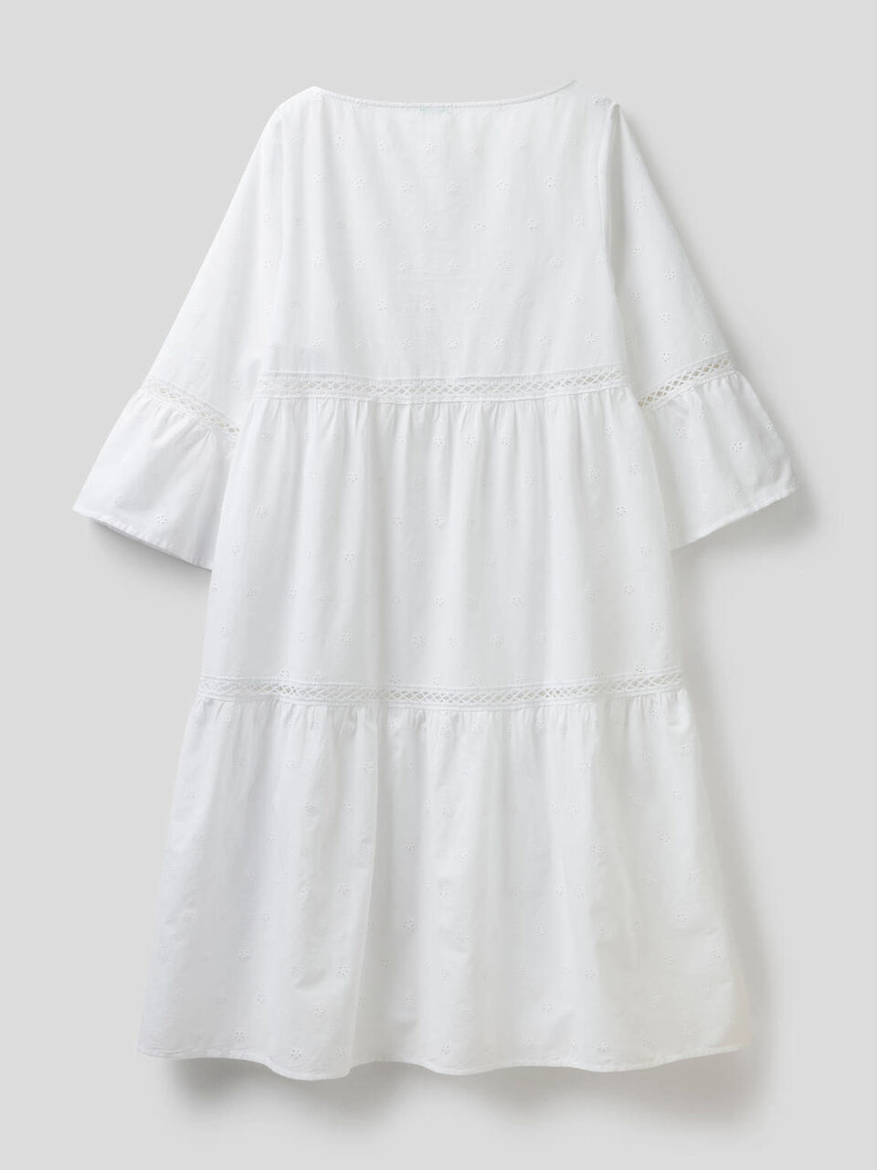 Vestido de encaje suizo de 100% algodón image number 2