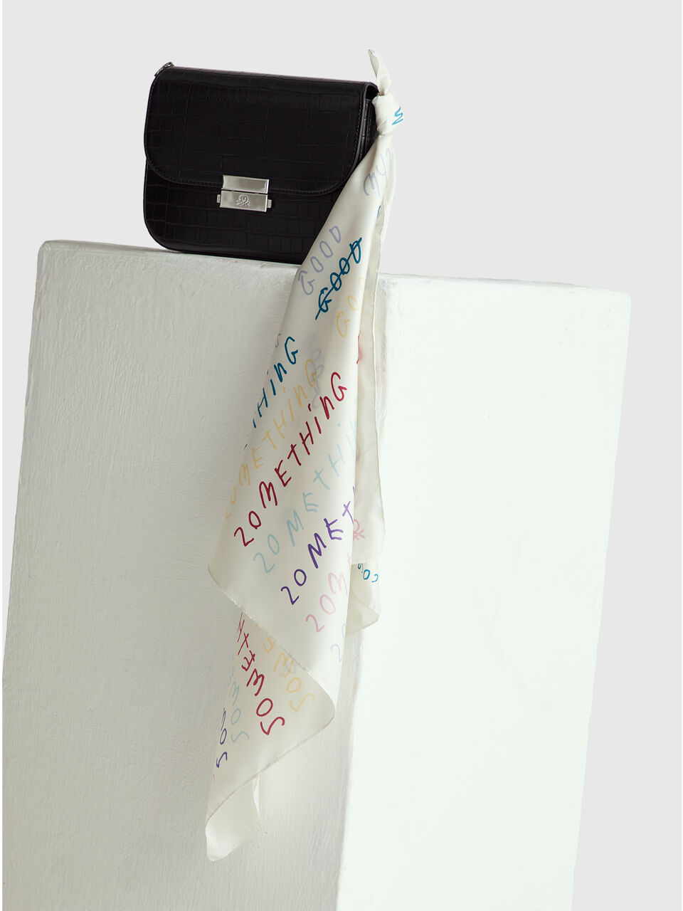 SQUARE SCARF Mujer image number null