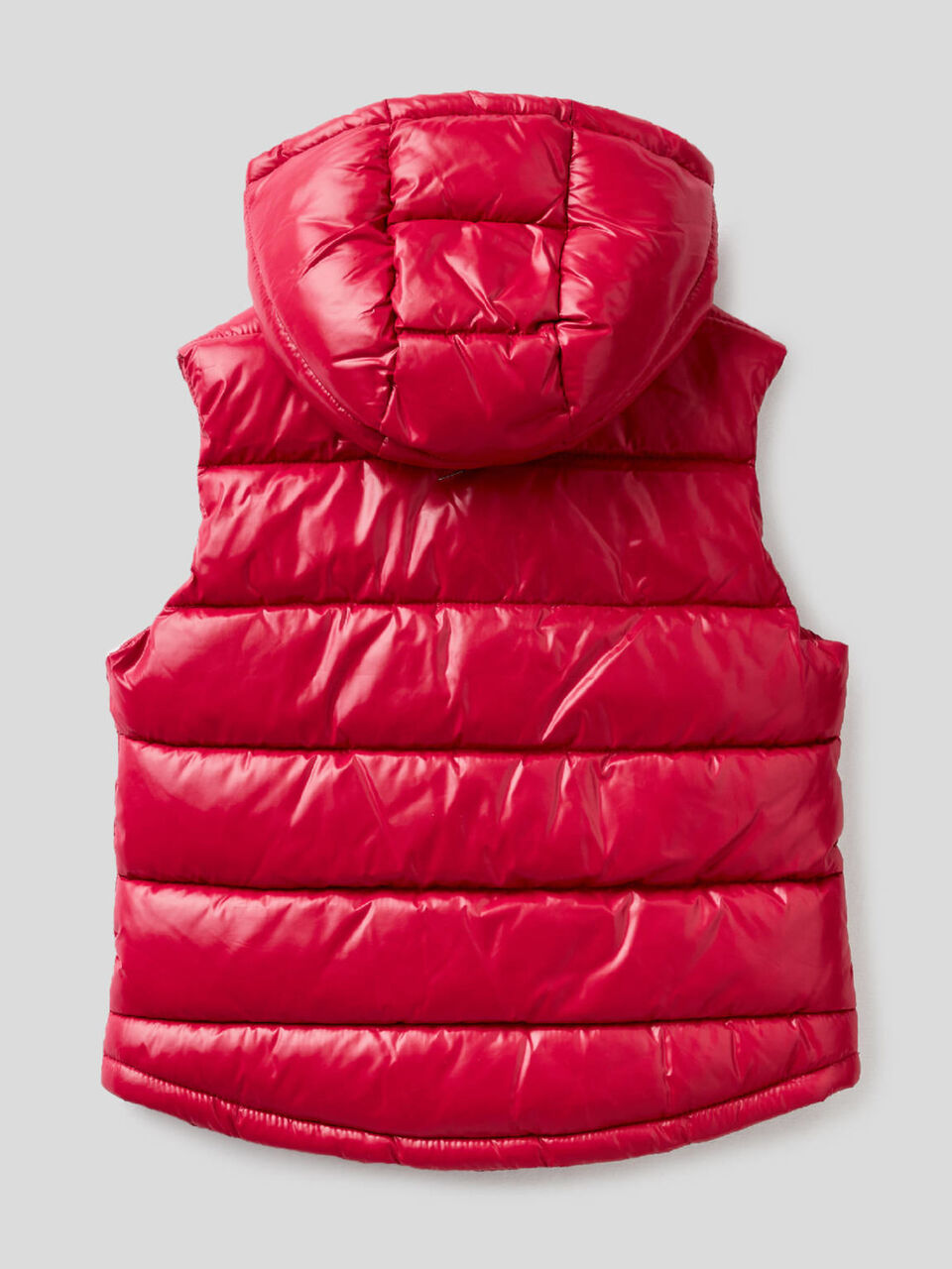 Chaqueta sin mangas con cremallera y capucha image number 2