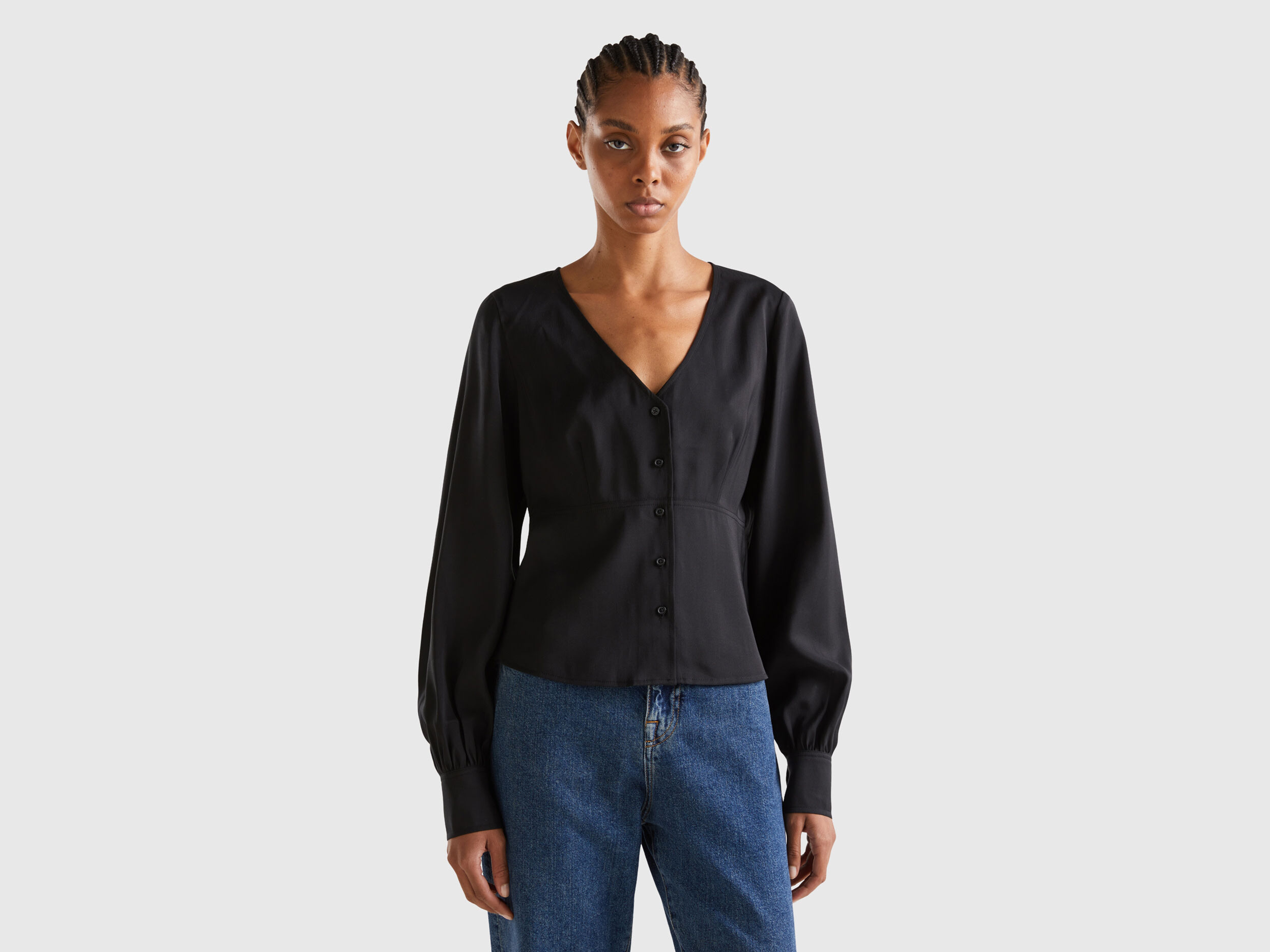 Camisa cuello pico mujer online