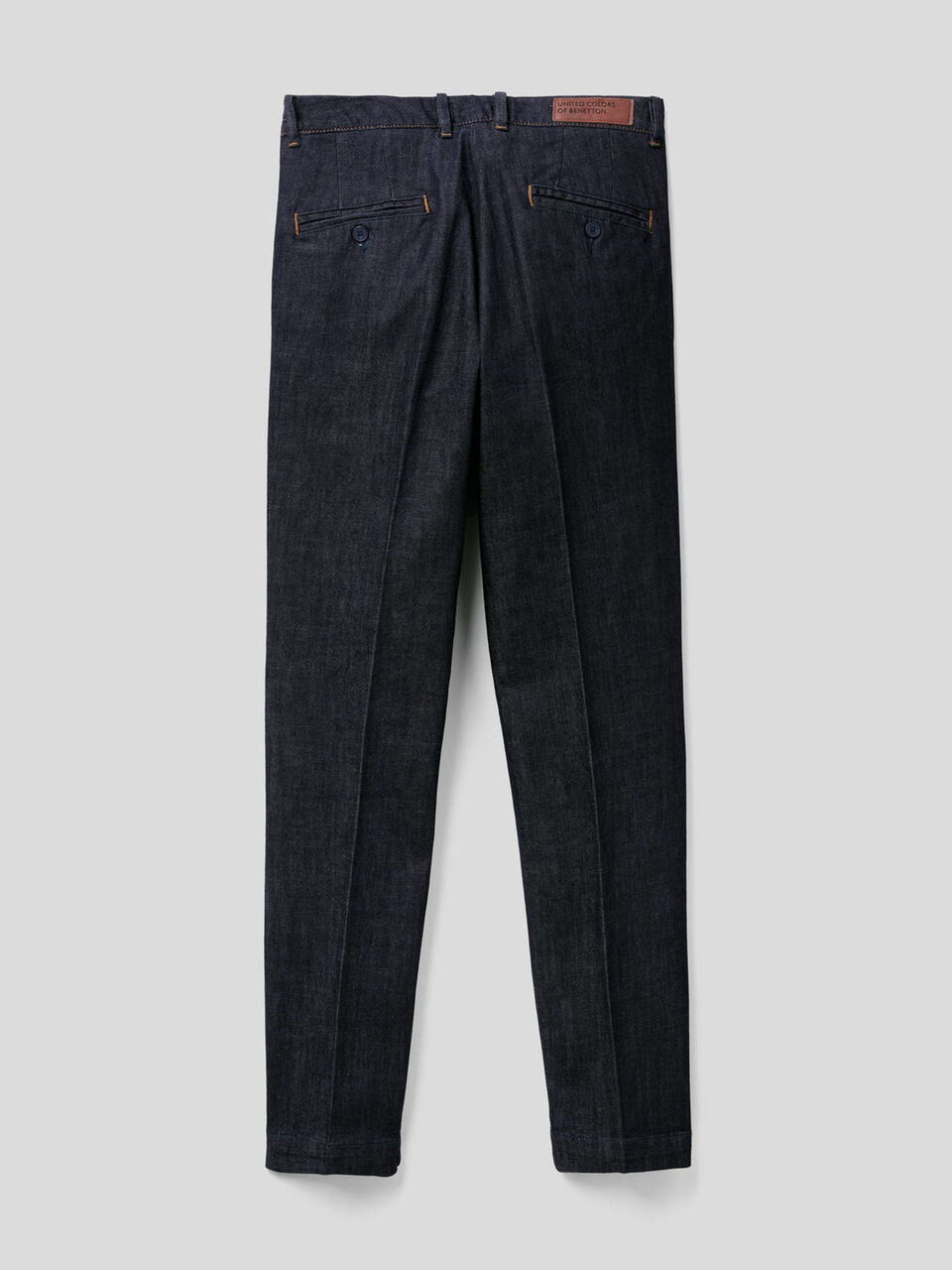 Chinos en denim de algodón elástico image number null
