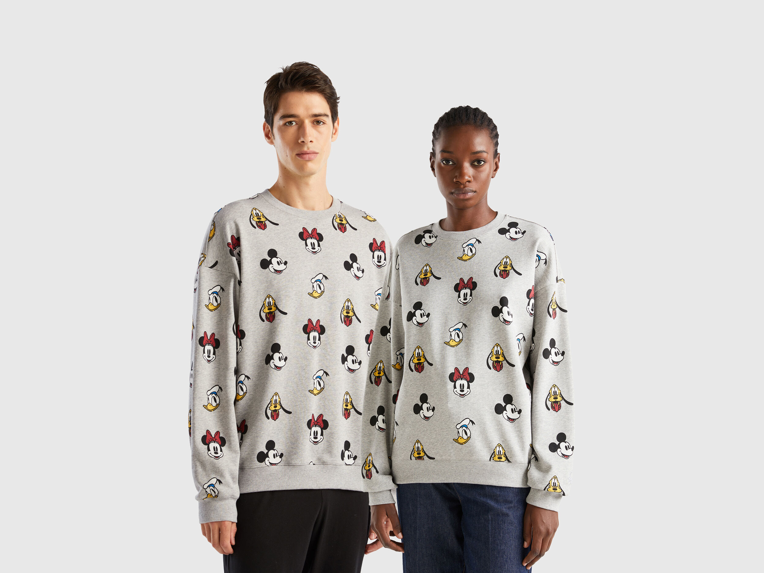 Sudadera gris deals mickey