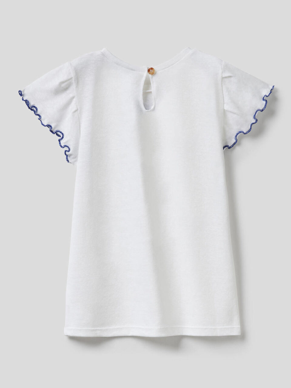 Camiseta con volantes en las mangas image number 2