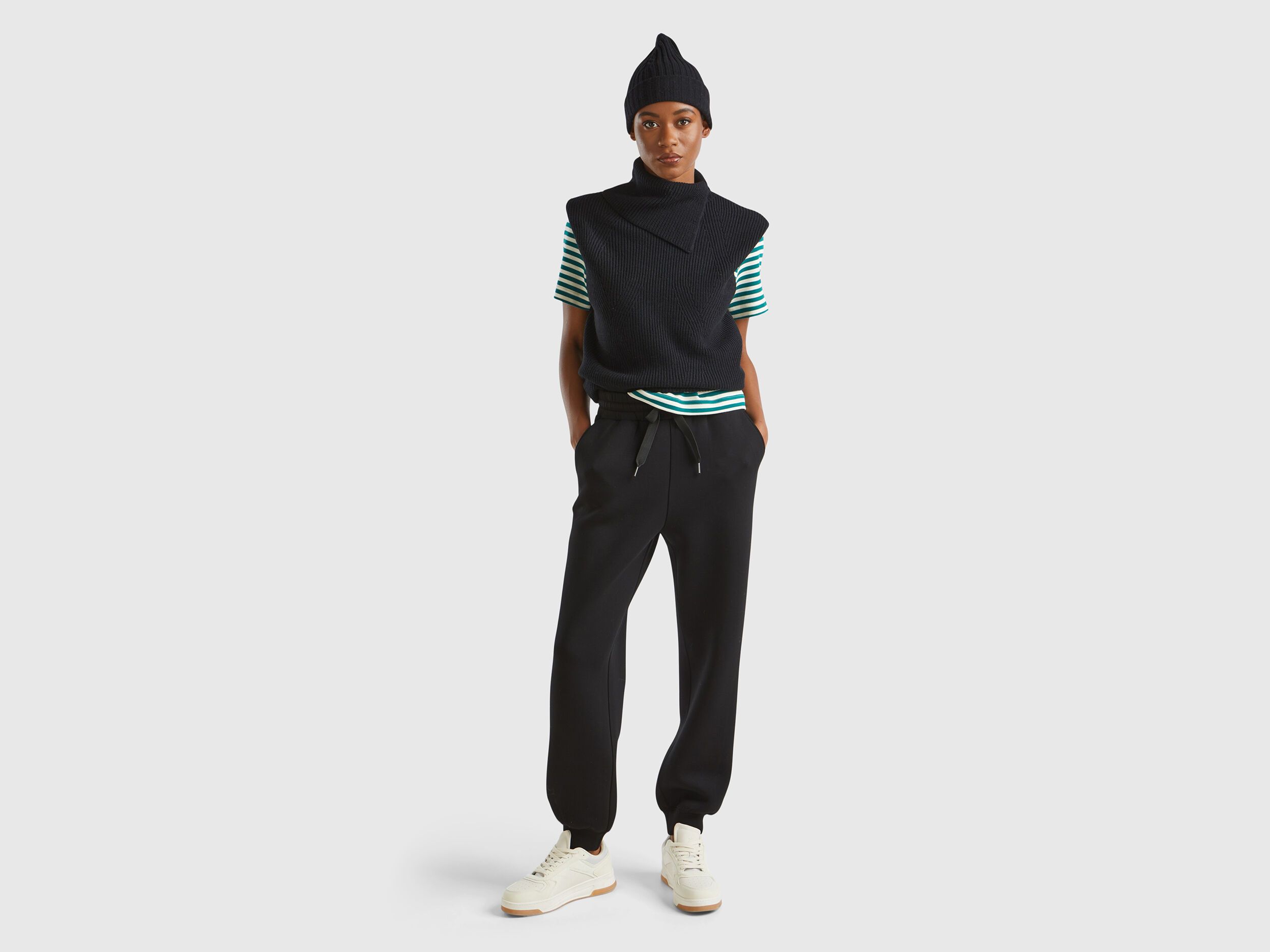 Pantalones de Felpa Mujer Nueva Coleccion 2024 Benetton