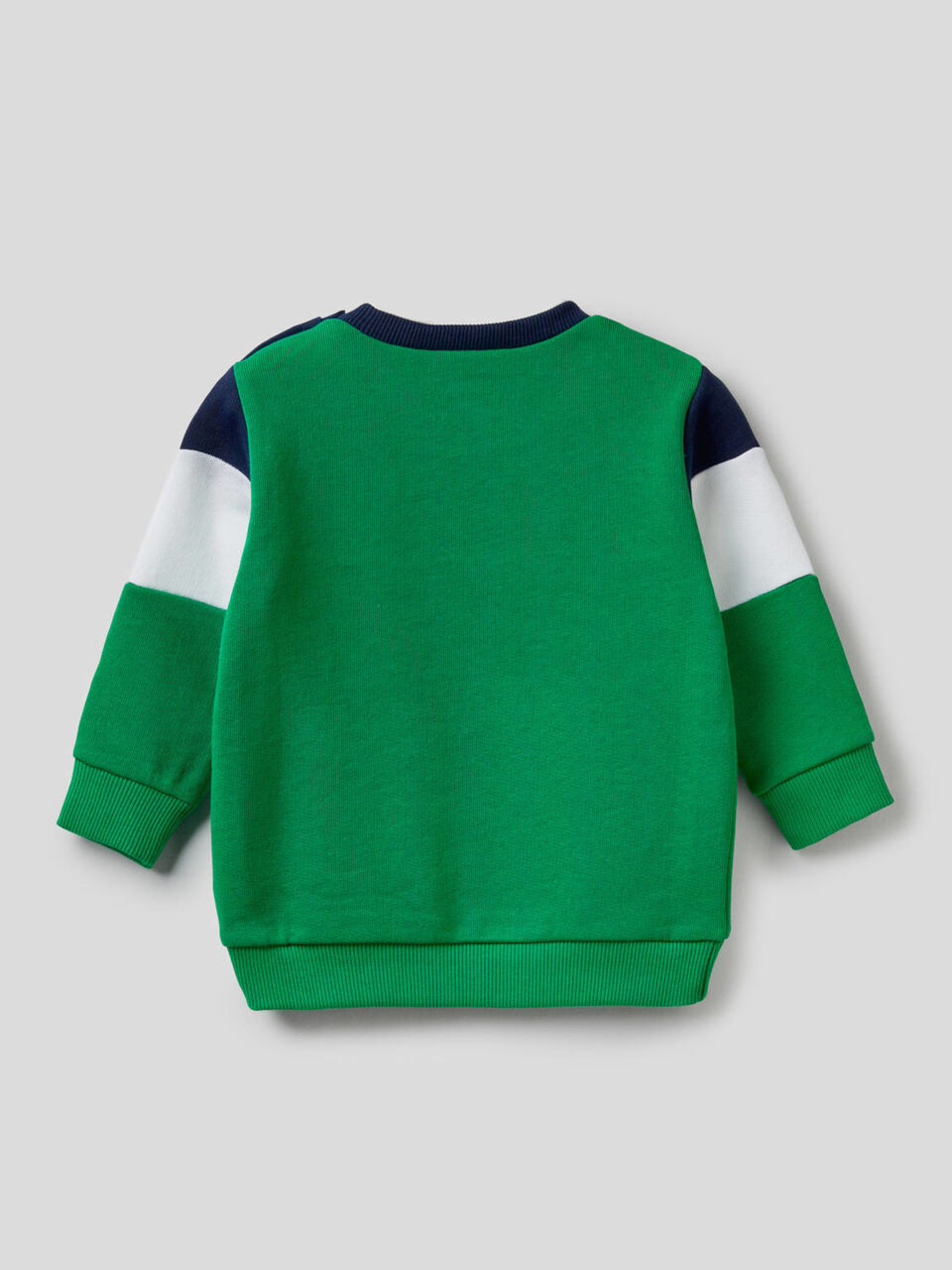 Sudadera color block de algodón orgánico image number 2
