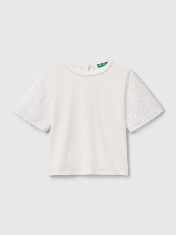 Camiseta con manga de encaje Niña