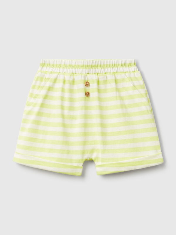 Pantalón corto de rayas con puños. Recién nacidos