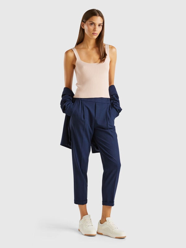 Pantalones con puños de mezcla de viscosa elástica Pantalones con puños de mezcla de viscosa elástica Mujer