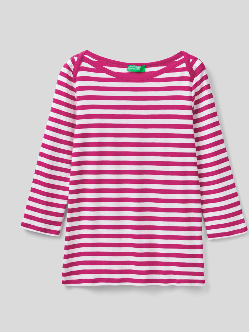 Camiseta de rayas image number null