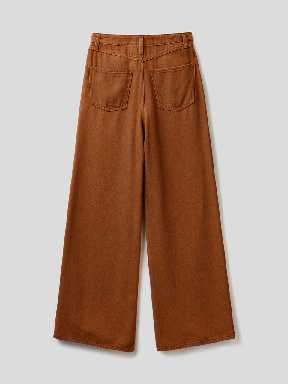 Pantalones de pierna ancha en tejido natural image number 2