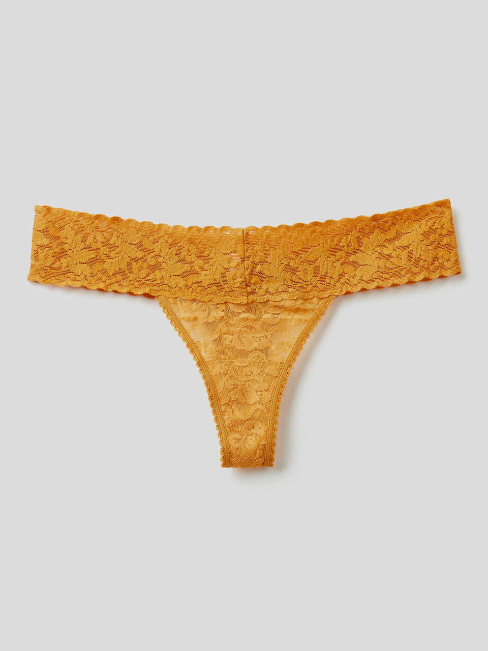 Tanga de encaje elástico image number 1