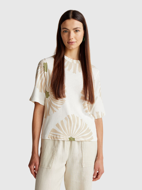 Camiseta con estampado floral Mujer