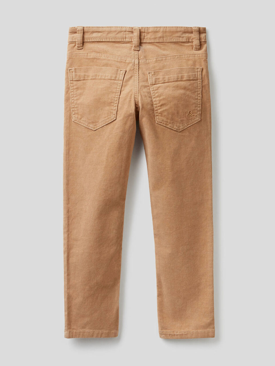 Pantalón slim fit de pana elástica image number 2