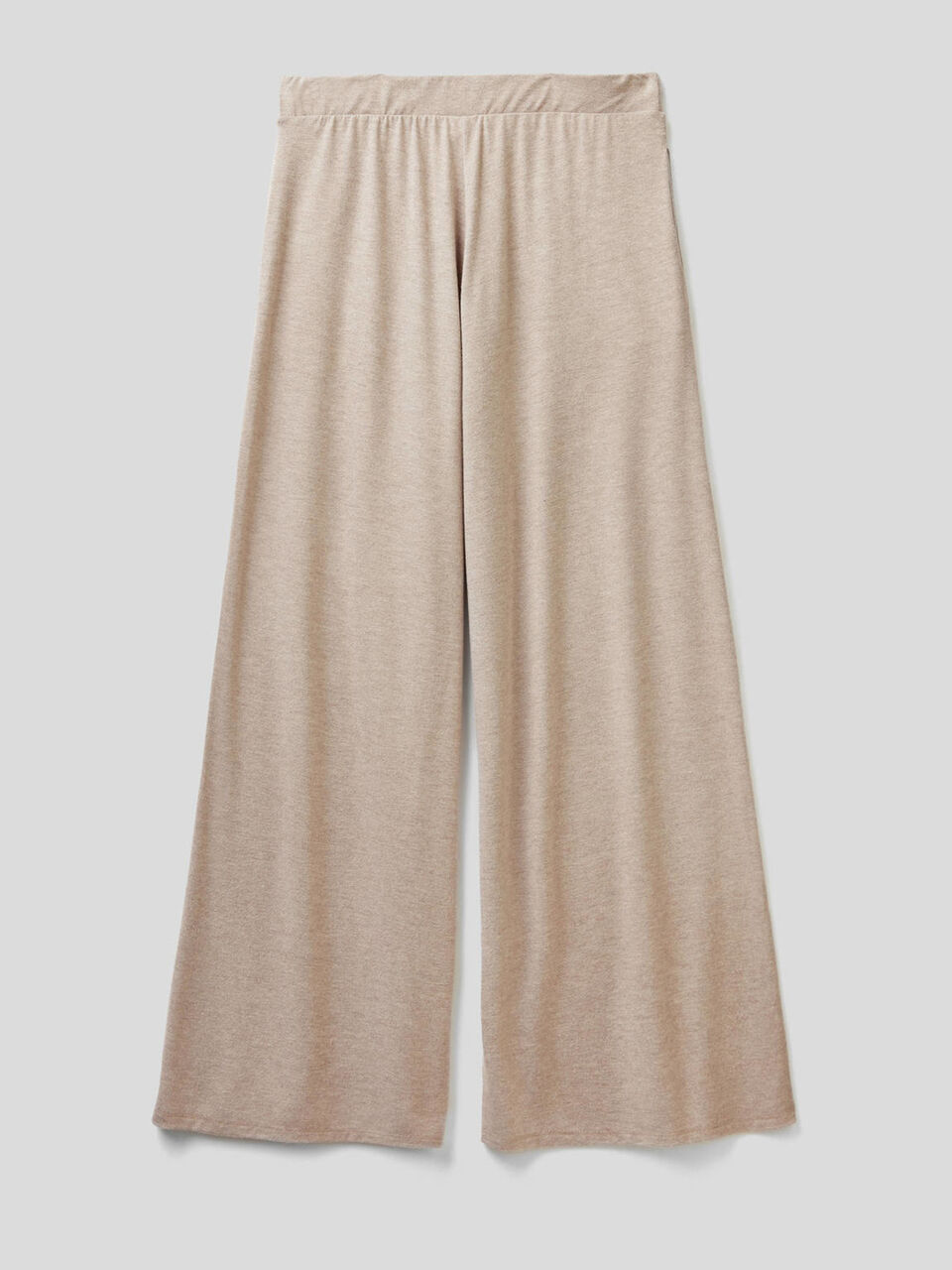 Pantalón fluido con pernera amplia image number 2