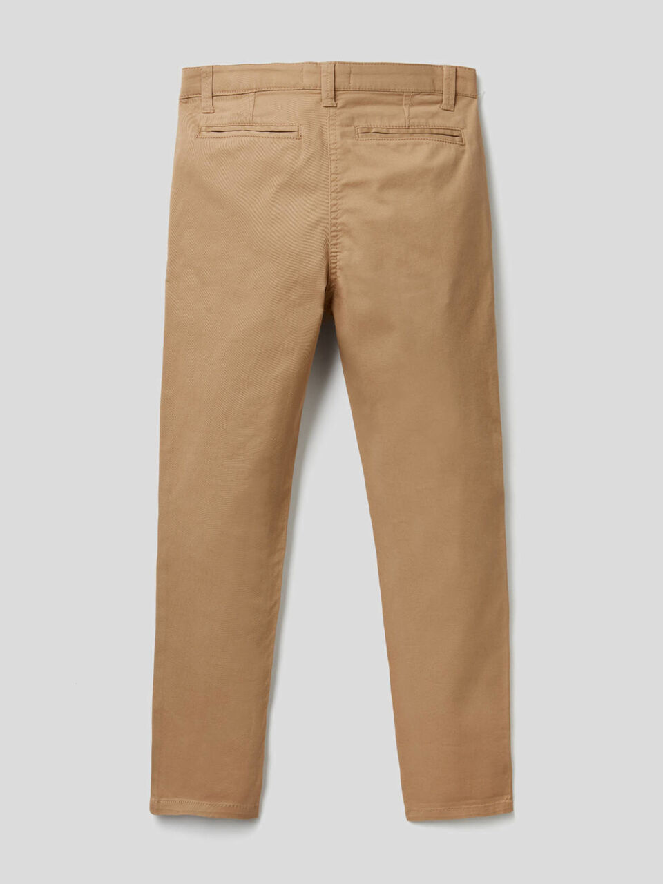 Chinos slim fit de algodón elástico image number 2