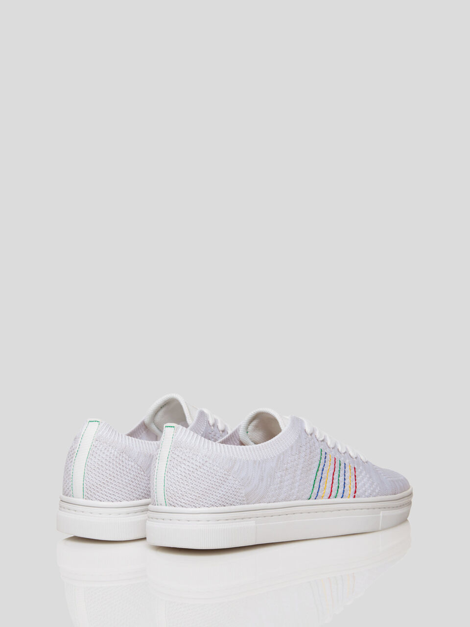 Sneakers knit con cordones image number 2