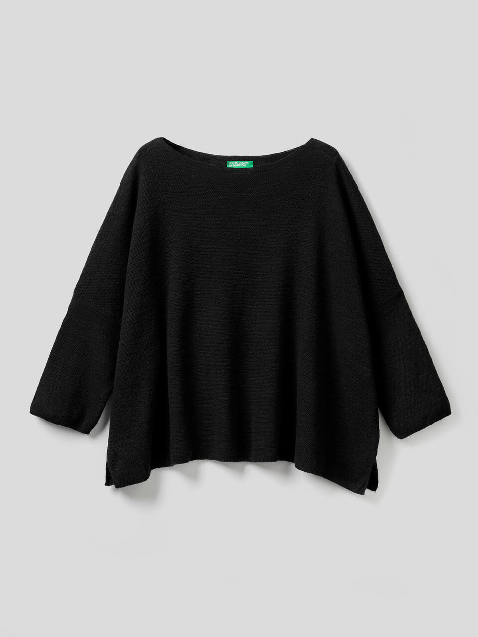 Jersey labrado con escote barco image number 1