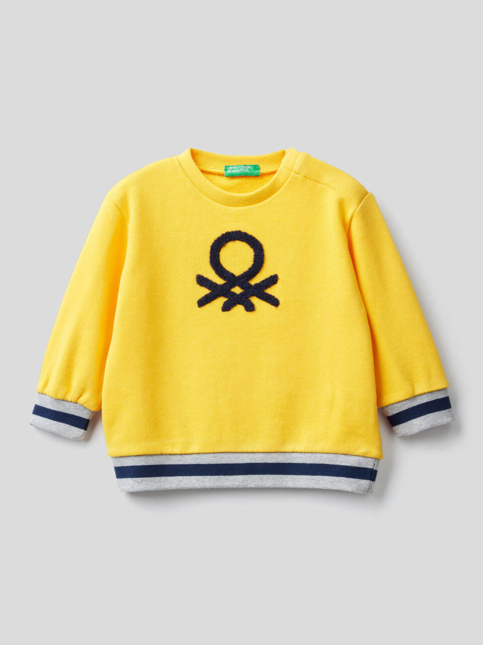 Sudadera de 100 % algodón con logotipo bordado image number 1