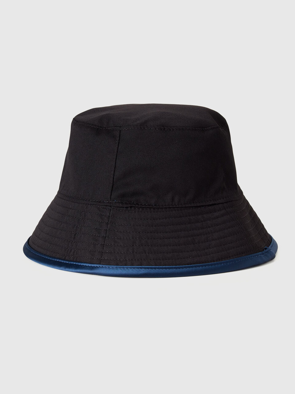 HAT Mujer image number null