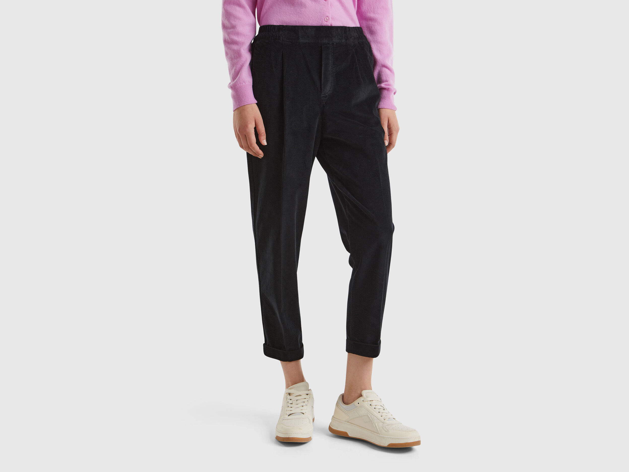 Pantalones chinos de pana con cintura elastica Negro Benetton