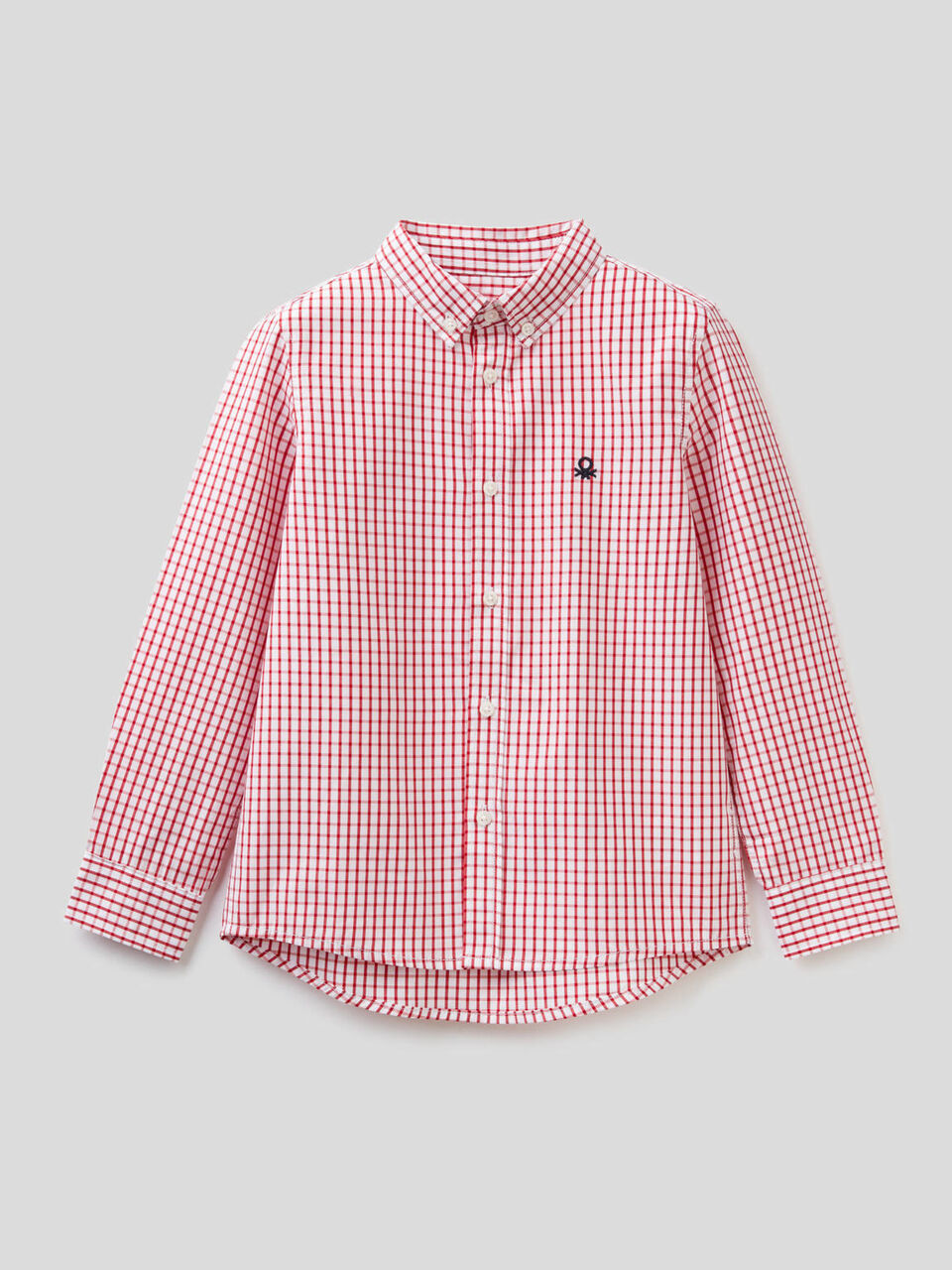 Camisa con cuello abotonado image number null