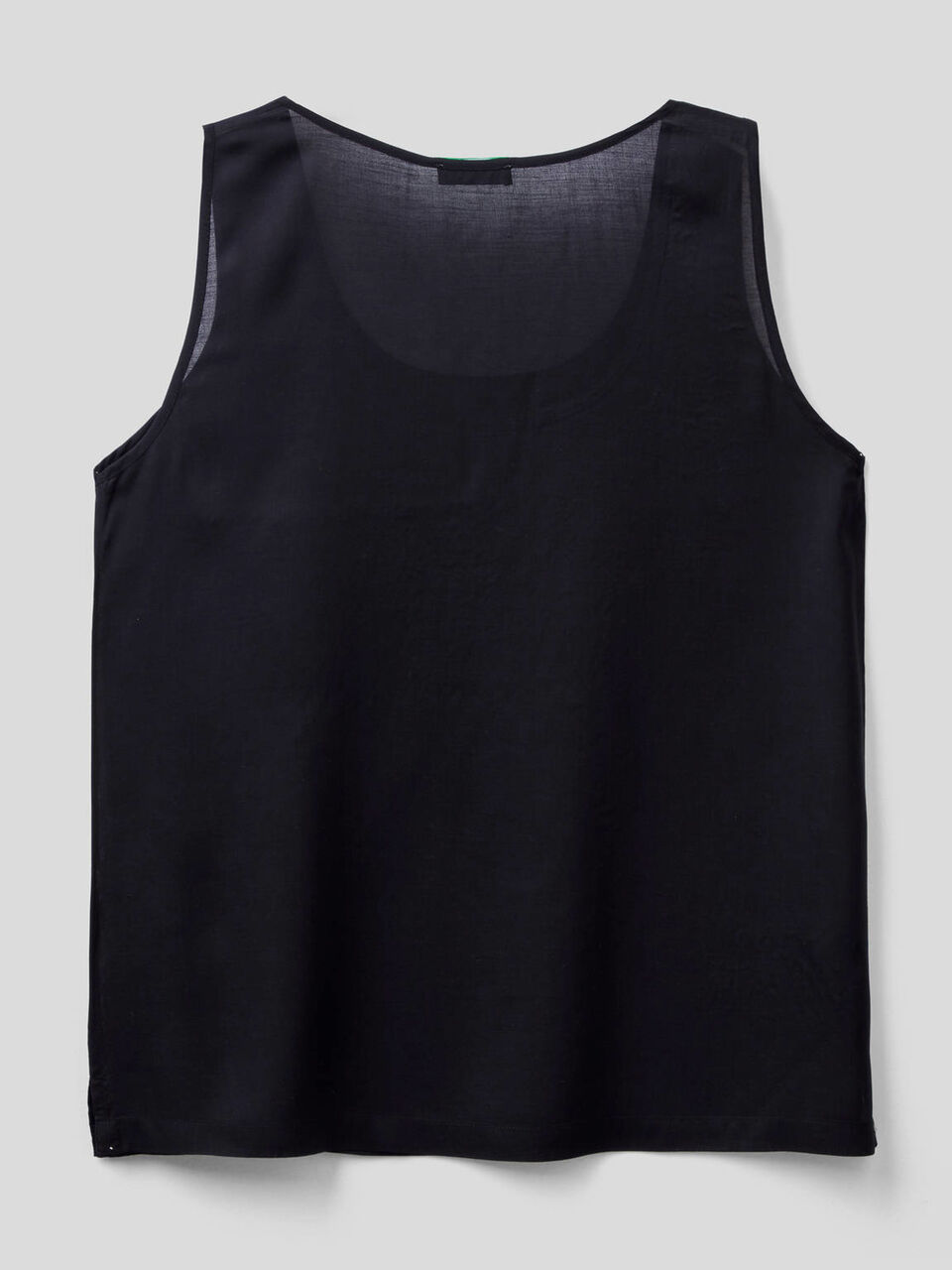 Camiseta de tirantes de tela ligera image number 2