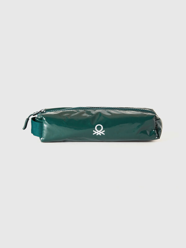 Estuche con logotipo