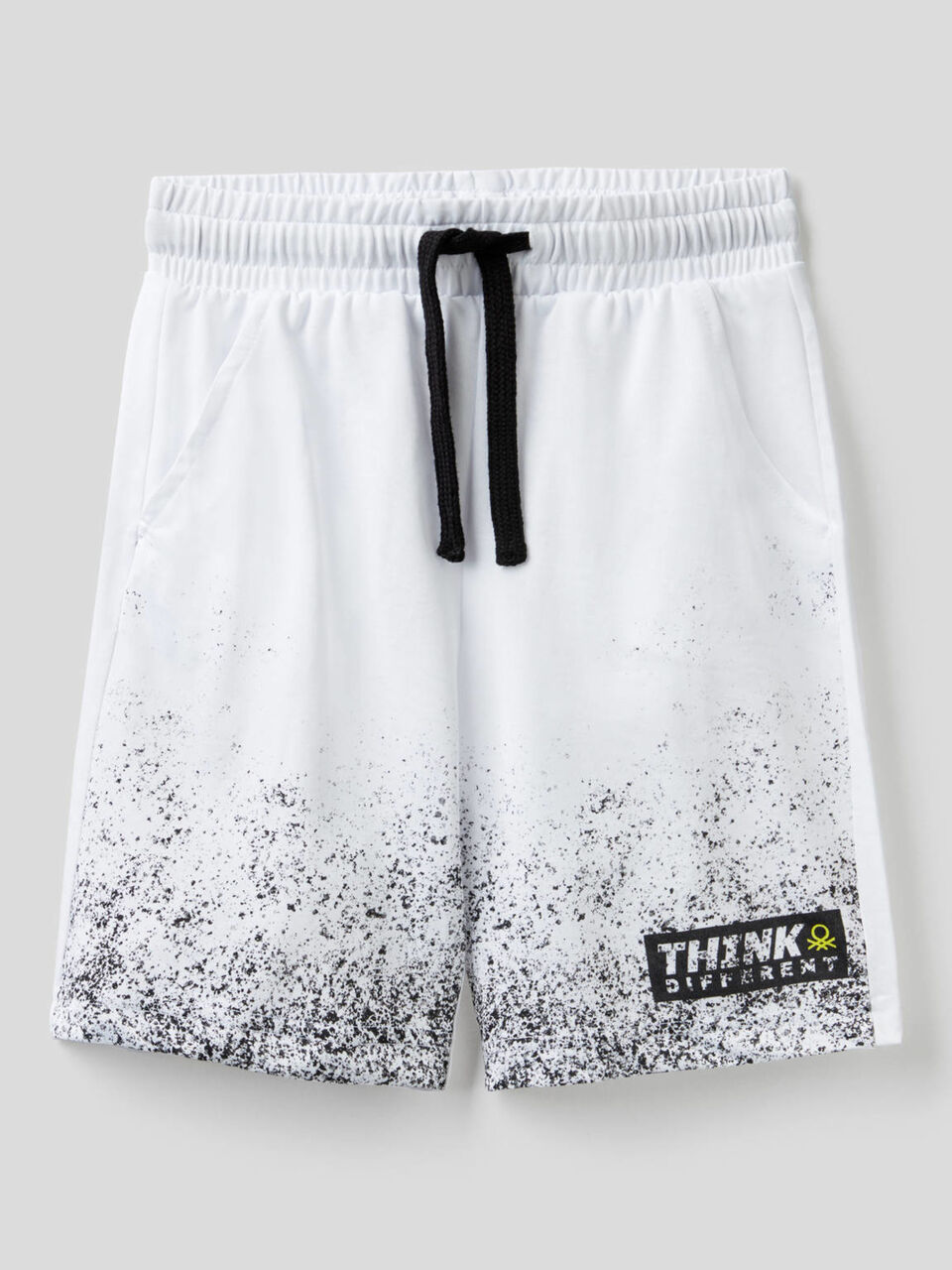 Bermudas deportivas image number 1