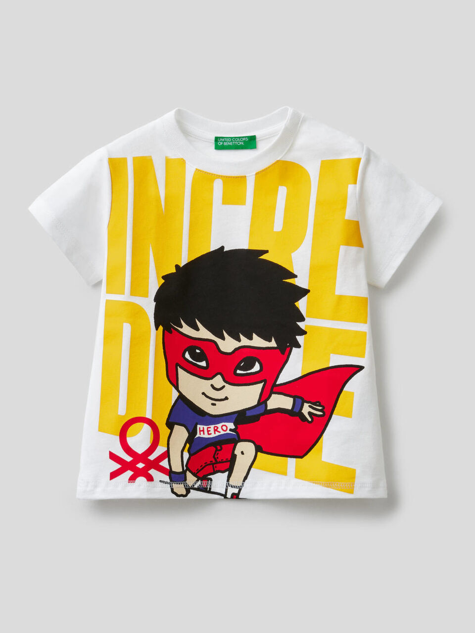 Camiseta de 100% algodón con estampado de superhéroe image number 1