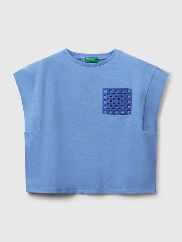 Camiseta con parche de macramé Niña