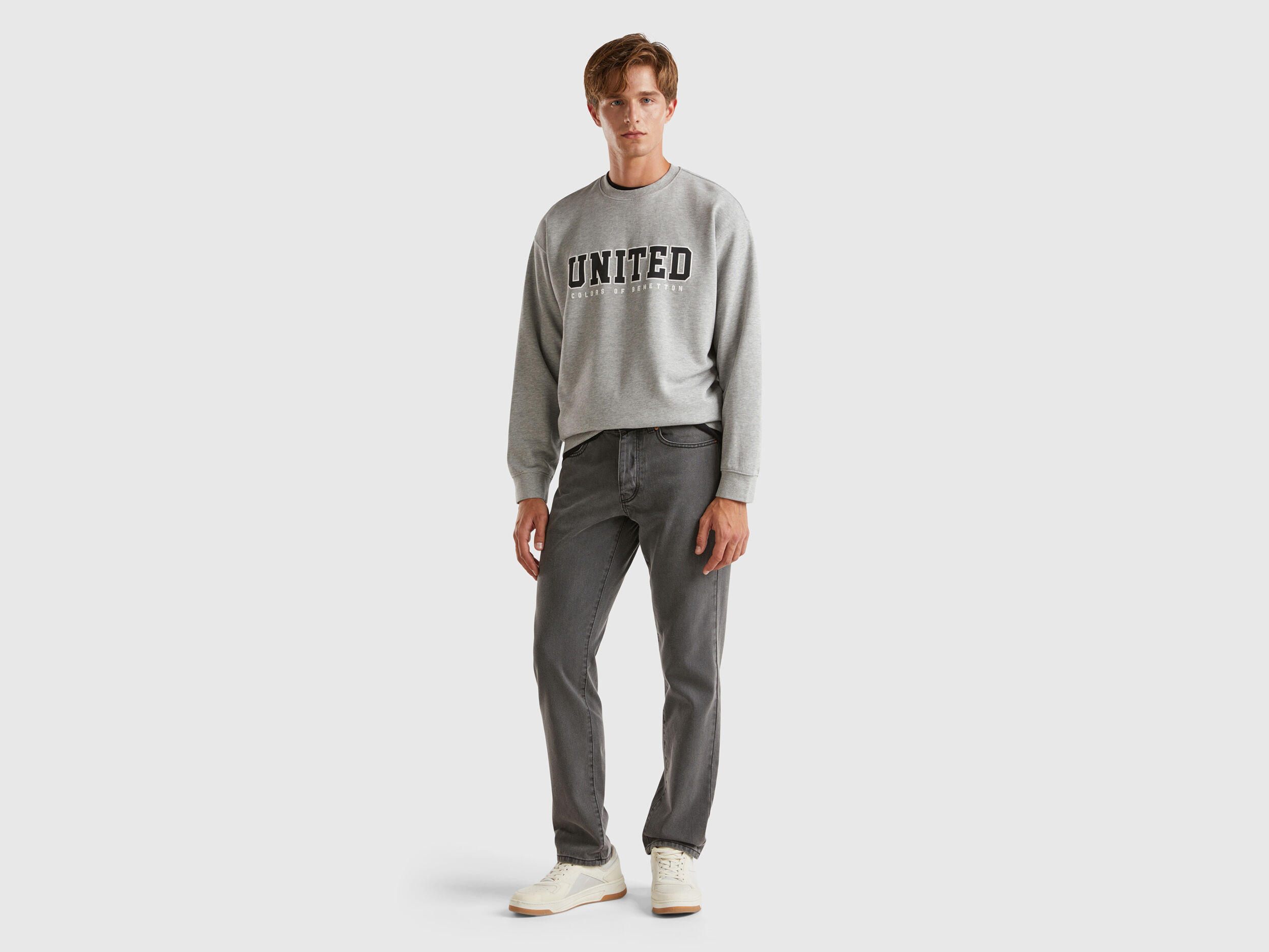 Pantalones fórmula joven hombre hot sale