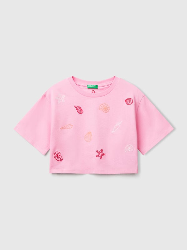 Camiseta rosa con bordado de conchas Niña