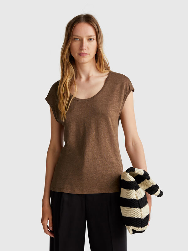Camiseta de cuello ancho en puro lino Mujer