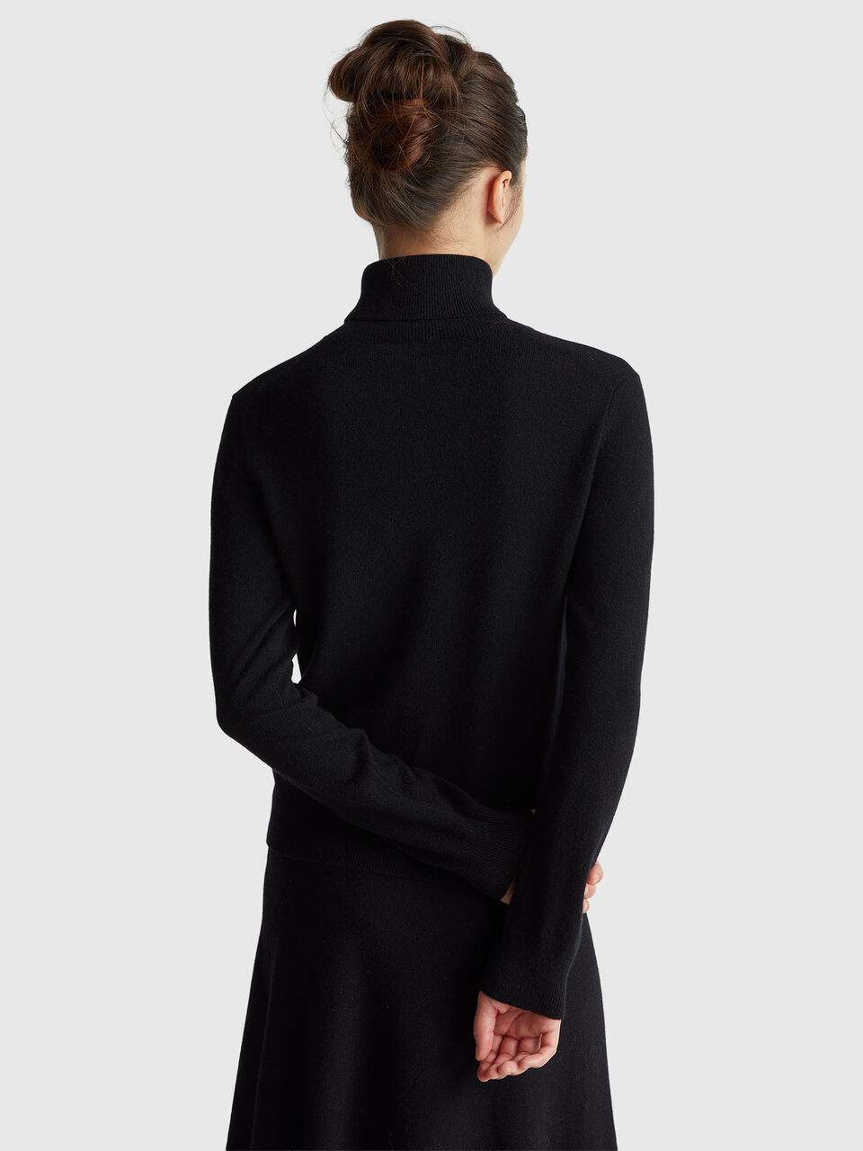 TURTLE NECK SWEATER Mujer image number null