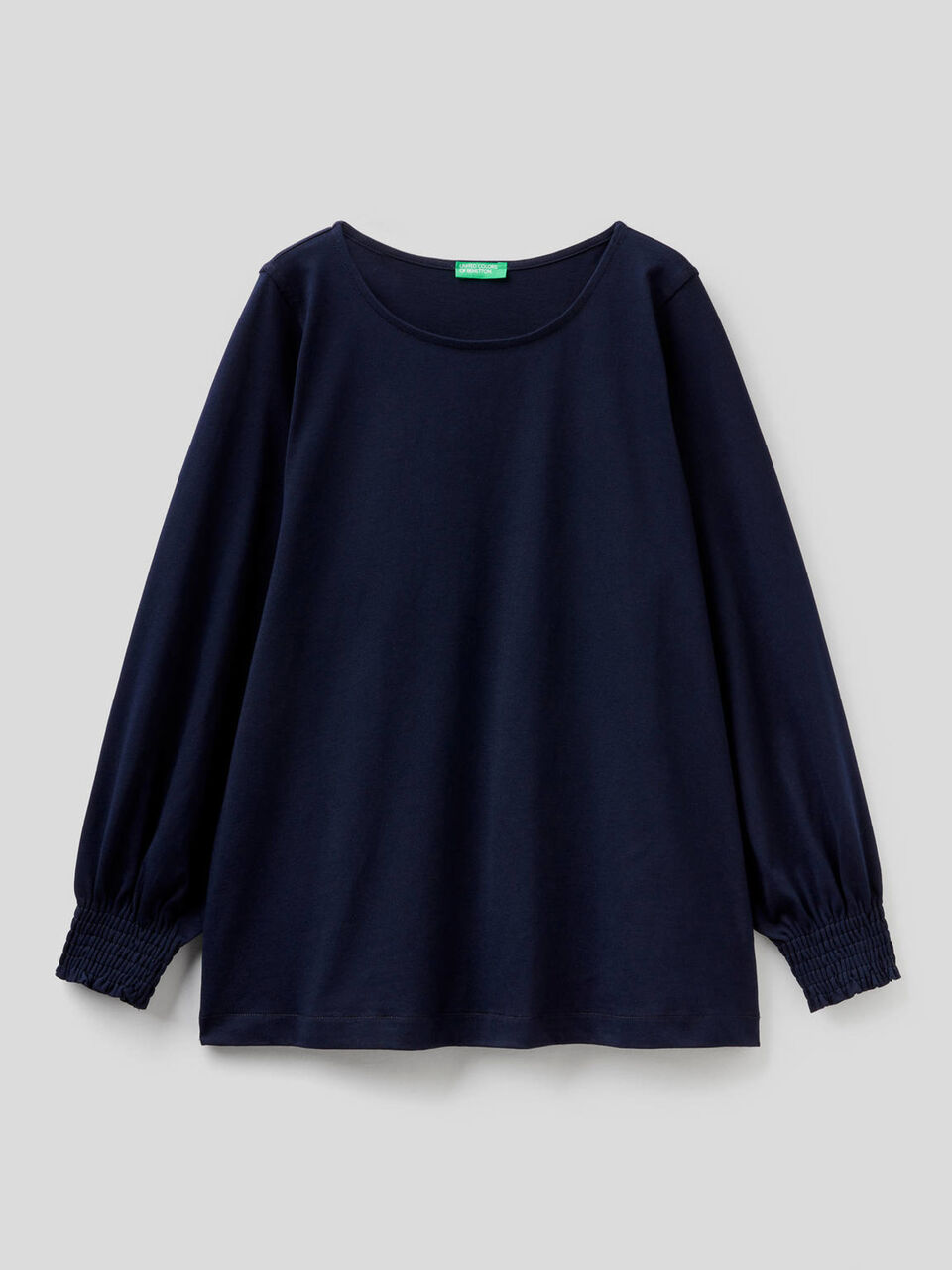 Blusa con mangas abullonadas image number 1