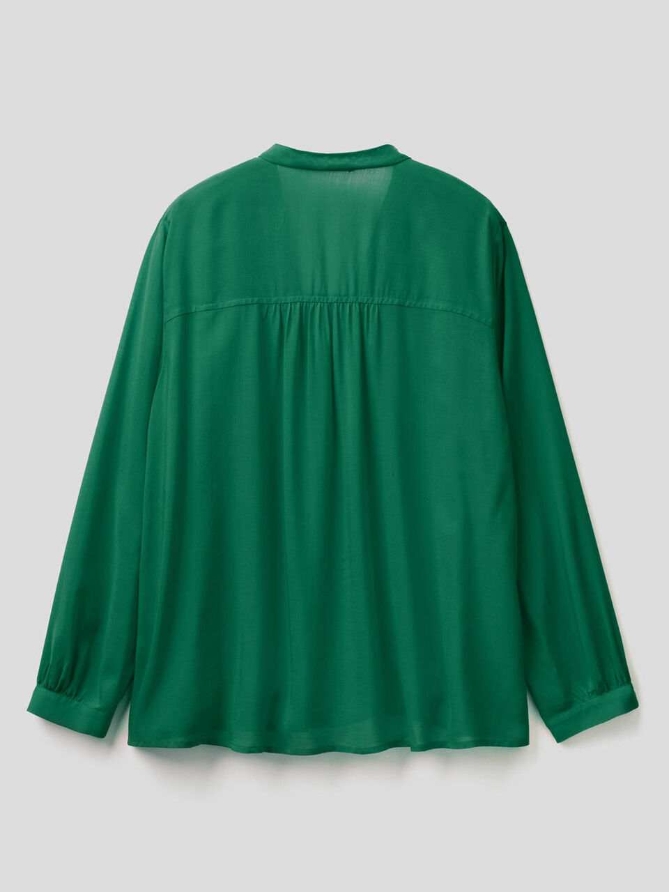 Blusa ligera de viscosa mixta image number 2
