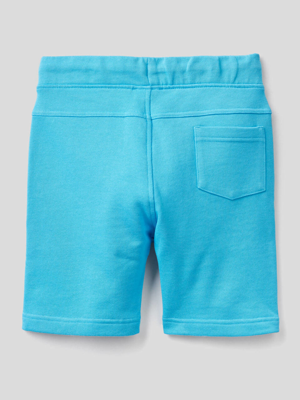 Bermudas de felpa con bordado image number 2