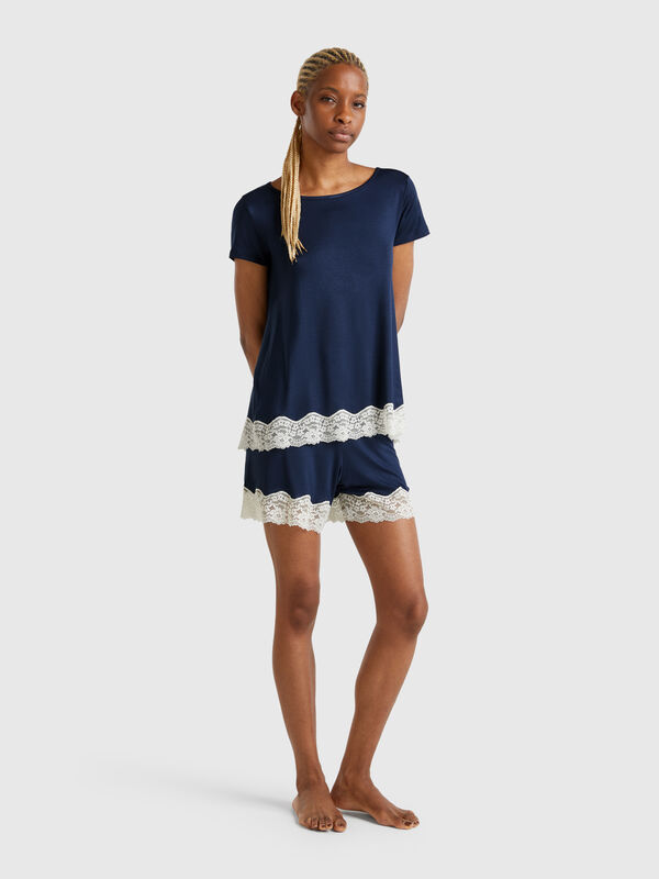 Short fluido con encaje Mujer