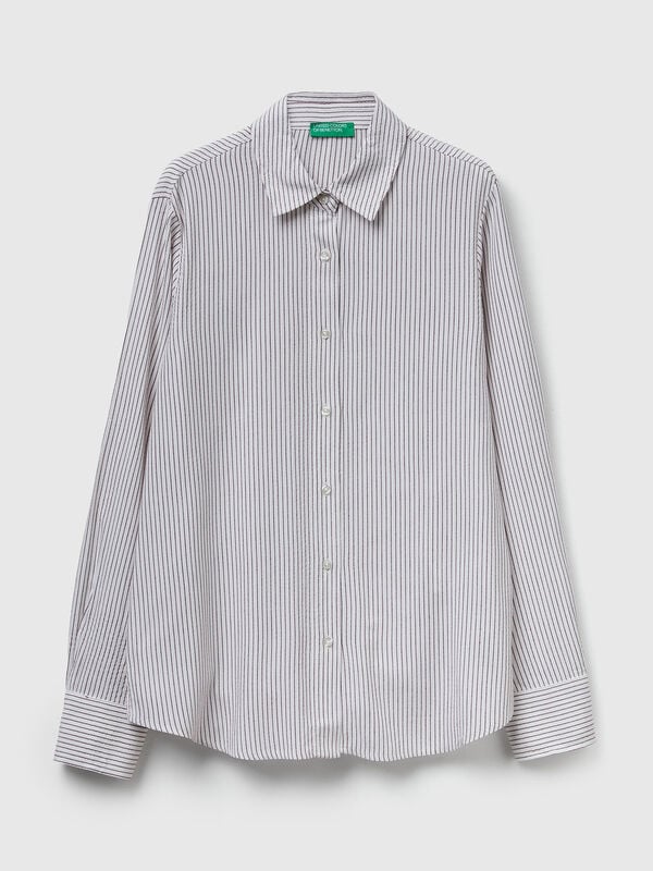 Camisa de mezcla de viscosa a rayas Camisa de mezcla de viscosa a rayas Mujer