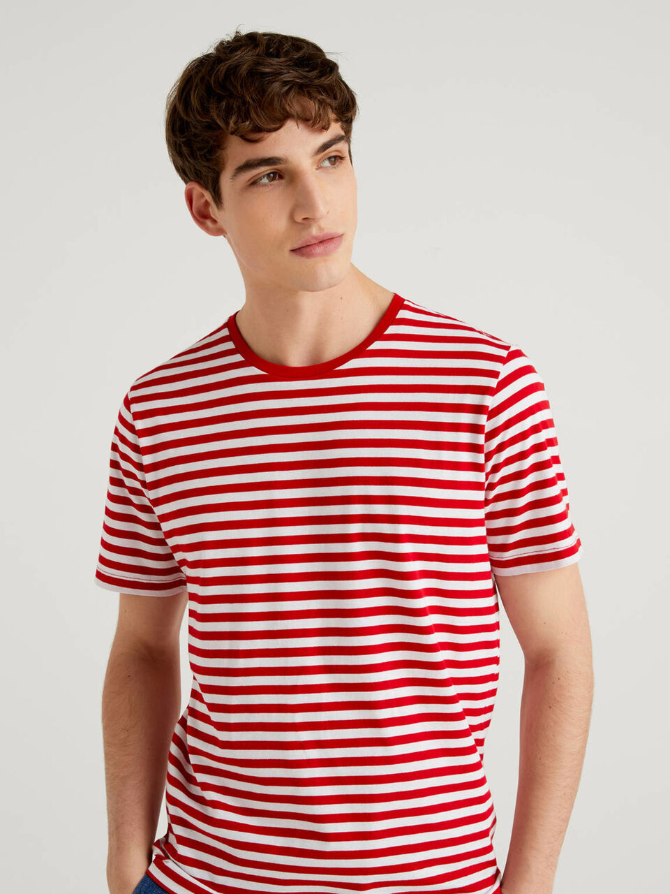 Camiseta de rayas bicolores