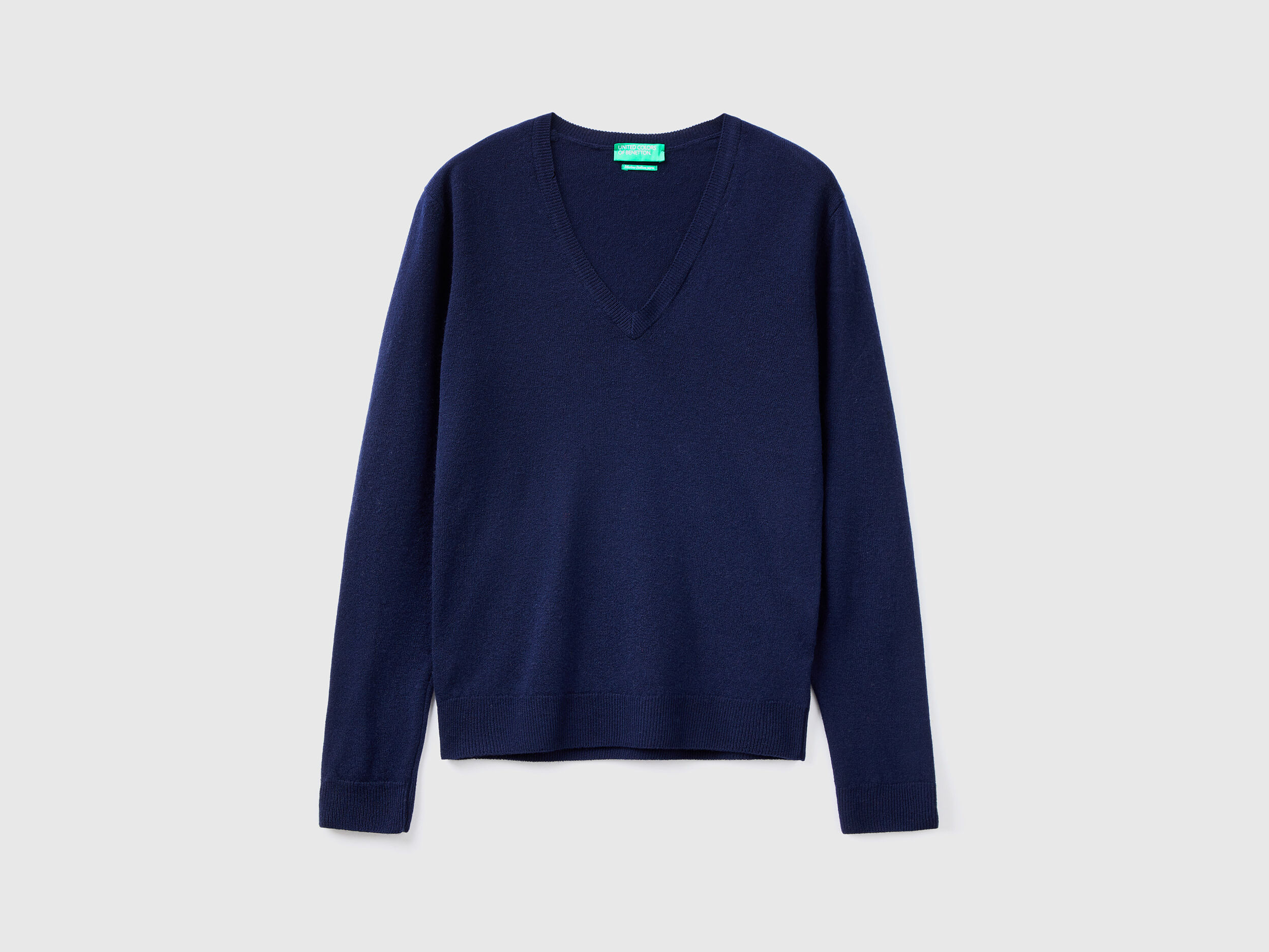 Jersey de pura lana Merina azul oscuro con escote de pico Azul