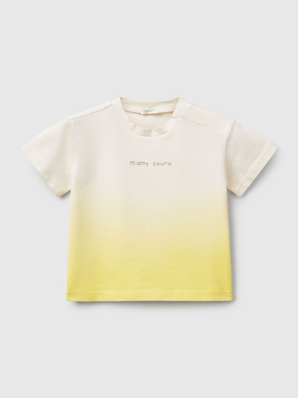 Camiseta teñida por inmersión con estampado Recién nacidos
