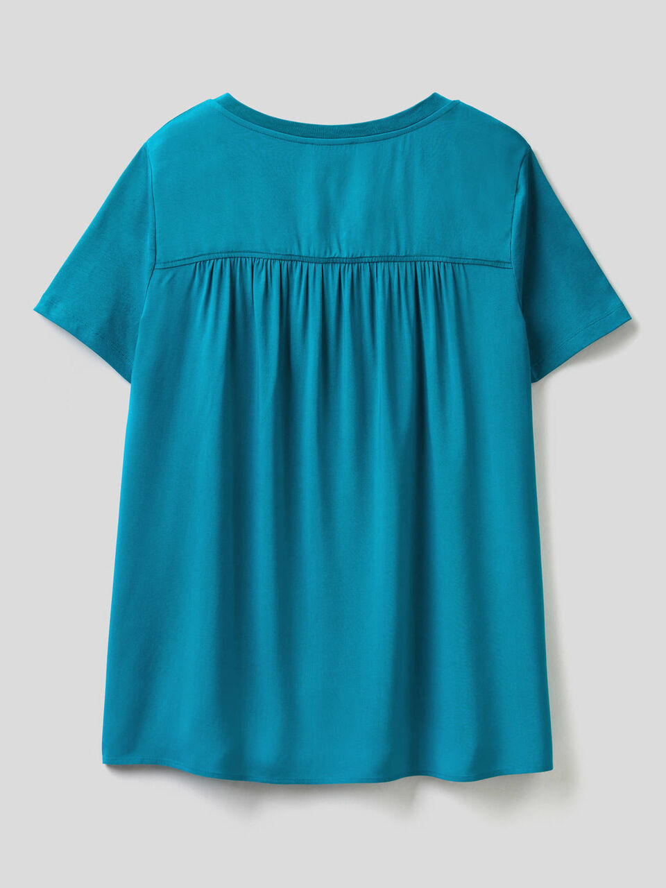 Camiseta con parte trasera de viscosa image number 2